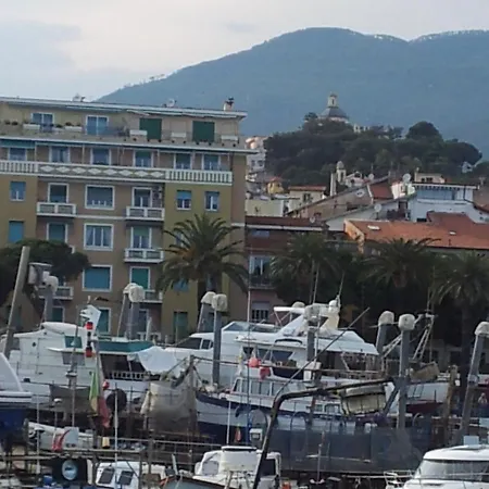 Casa Eglantina Διαμέρισμα Σαν Ρέμο